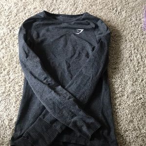 Women’s gym shark long sleeve